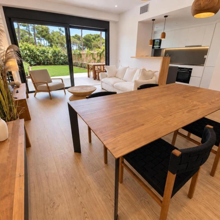 Apartamento nuevo, equipado y decorado con estilo - Apartamento de 2 dormitorios - 70