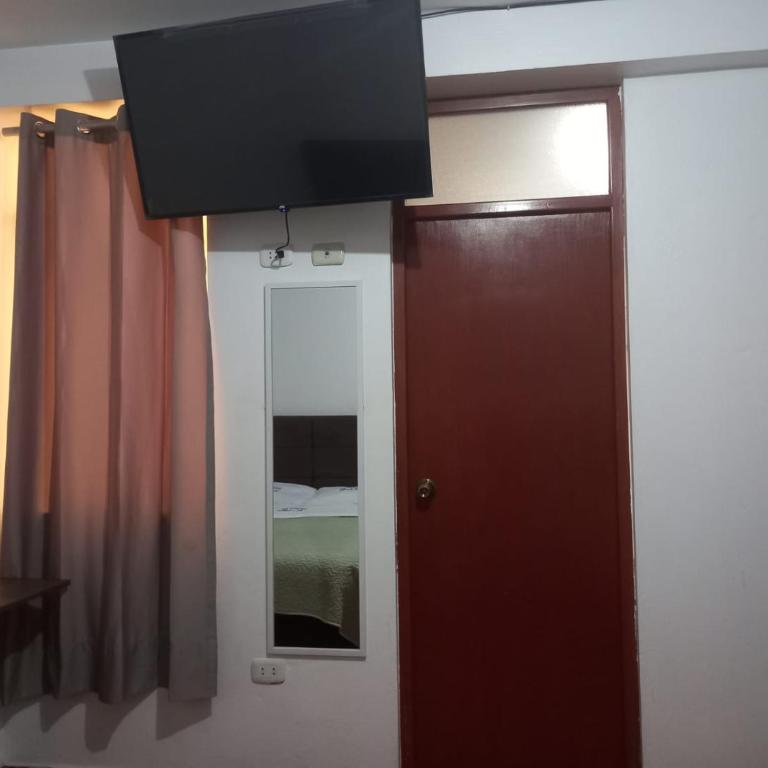 HOSTAL EL CARIBE - Habitación Doble con baño privado - 5