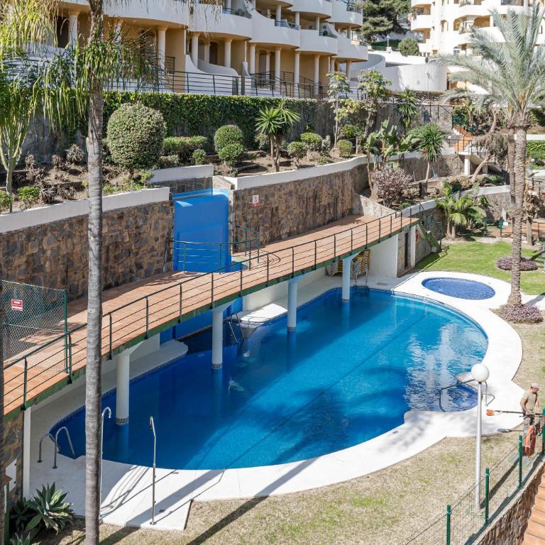 Sam65I Central 2 Bed Penthouse In Nueva Andalucia - Apartamento de 2 dormitorios con vistas al océano - 21