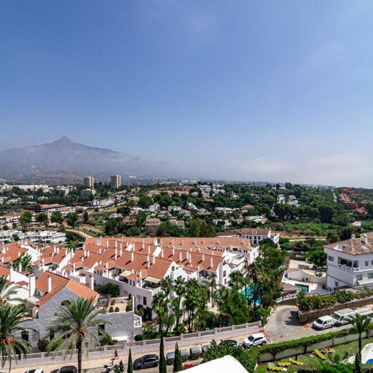 Sam65I Central 2 Bed Penthouse In Nueva Andalucia - Apartamento de 2 dormitorios con vistas al océano - 28