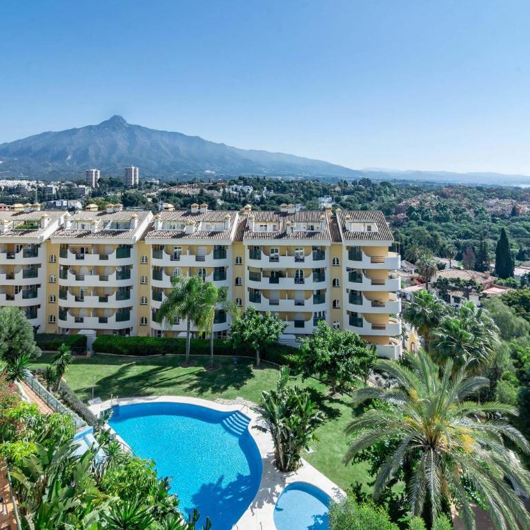 Sam65I Central 2 Bed Penthouse In Nueva Andalucia - Apartamento de 2 dormitorios con vistas al océano - 29