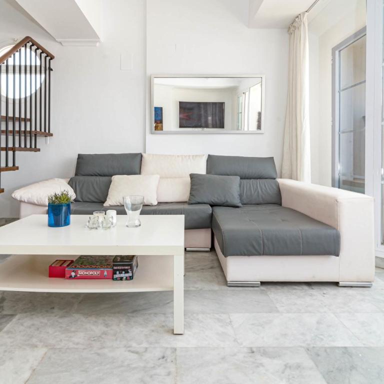 Sam65I Central 2 Bed Penthouse In Nueva Andalucia - Apartamento de 2 dormitorios con vistas al océano - 38