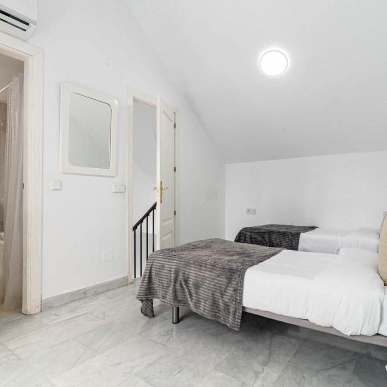 Sam65I Central 2 Bed Penthouse In Nueva Andalucia - Apartamento de 2 dormitorios con vistas al océano - 58