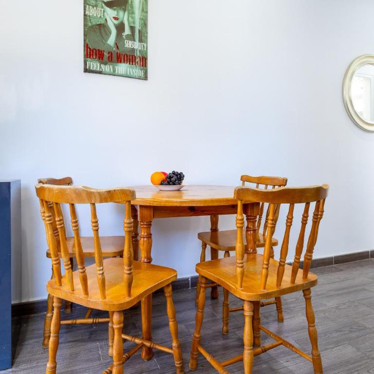Eureka Apartment - Apartment - 9