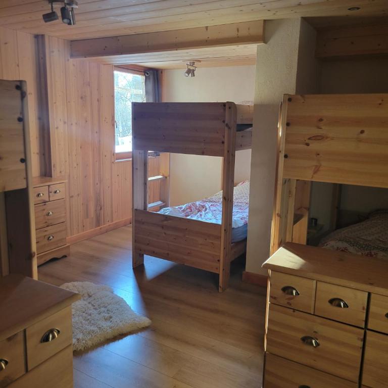 Chalet La Manda 12 personnes - Appartement Supérieur avec Balcon - 8