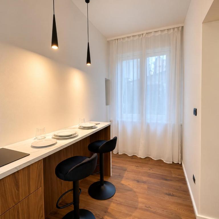 CICALA LOFT - New Design Loft near Aquarium - Ultra-Fast WiFi 850 Mbps - No Elevator - Appartamento con 1 Camera da Letto - 28