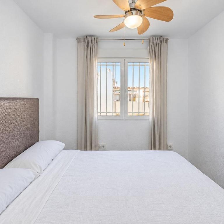 GuestReady - Charming apartment in Malaga - Three-Bedroom Apartment - 2