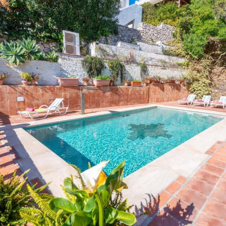 Villa Mirasol by Villa Plus - Villa - 20
