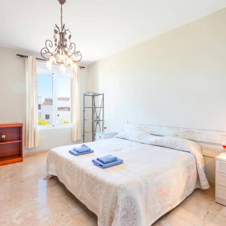 Villa Mirasol by Villa Plus - Villa - 21
