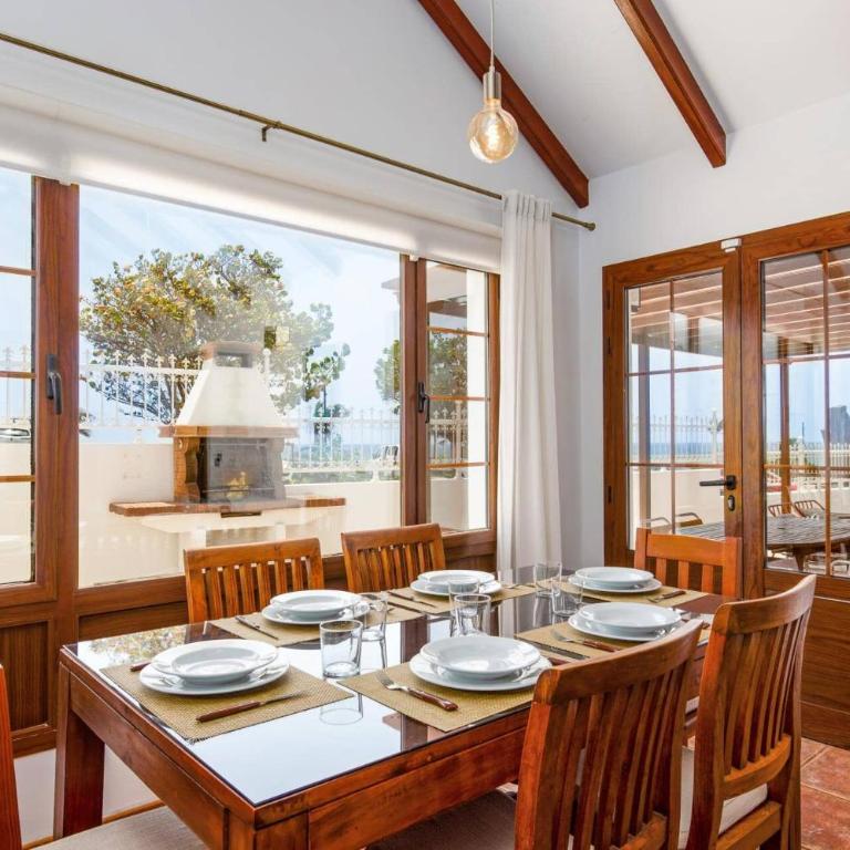Villa Breezes by Villa Plus - Villa - 5