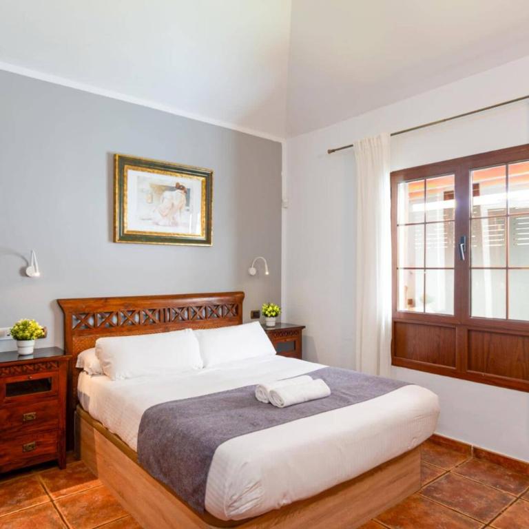 Villa Breezes by Villa Plus - Villa - 8