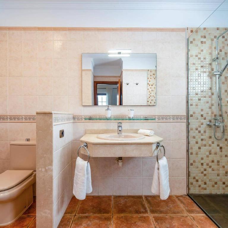 Villa Breezes by Villa Plus - Villa - 9