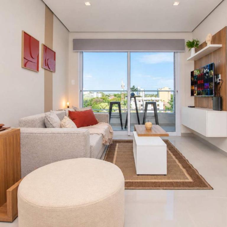 Urban Oasis with Pool BBQ and Nearby Shopping - Apartment - 1