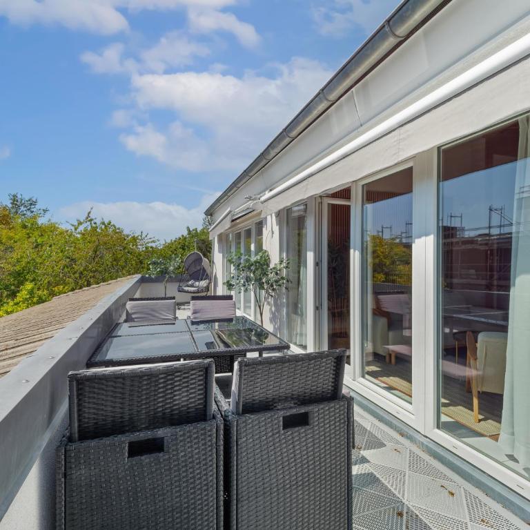 LTA Apartment Penthouse mit 2 Dachterrassen für bis zu 7 Personen - Two-Bedroom Apartment - 7