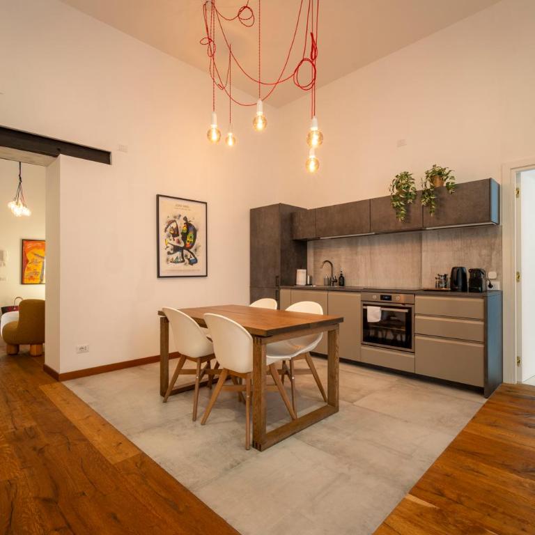 Memini un gioiello in pieno Centro storico - Two-Bedroom House - 32