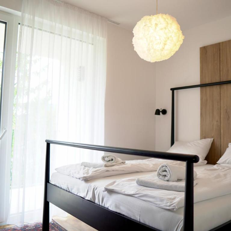 Engadin's Family Apartment - Four-Bedroom Deluxe Apartment - 10