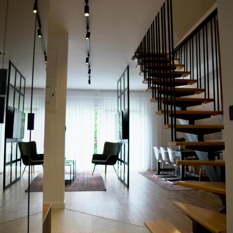 Engadin's Family Apartment - Four-Bedroom Deluxe Apartment - 8