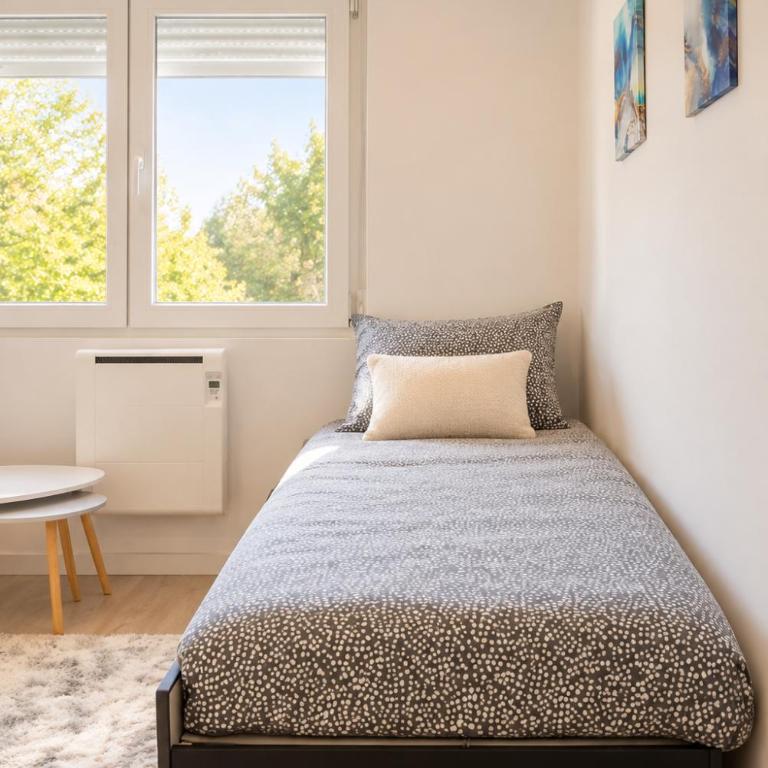 ++++ CENTRAL DUPLEX RENOVE 5 PIECES 150M2 A 8 MN DE LA PLACE DALTON ++++ - Appartement - 59