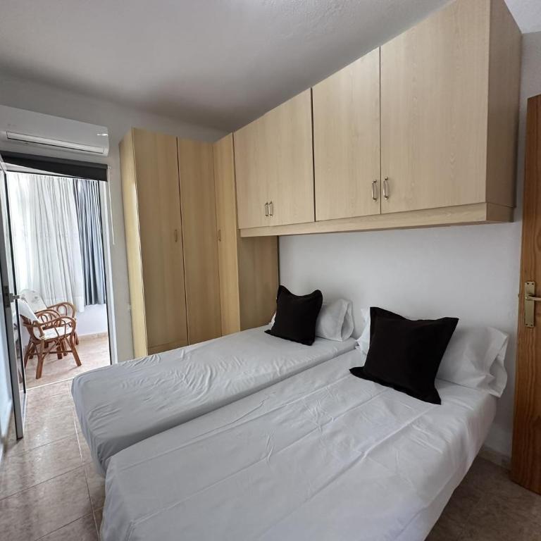 Apto Familiar a 200m Playa Bil-Bil - Appartamento con 2 Camere da Letto - 10