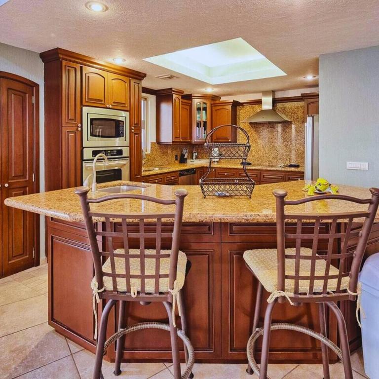Spacious 4 bedroom Condo with expansive Ocean Views and luxurous features - #910 Sonoran Sky - RP Vacation - Habitación Familiar Deluxe - 33
