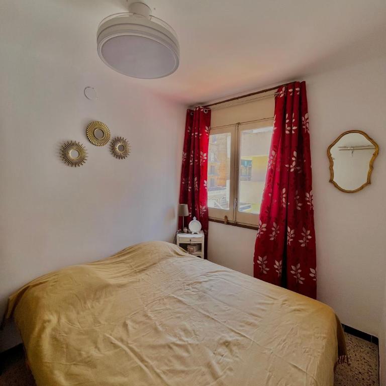Rosas Santa Margarida large T3 proche de la mer - Two-Bedroom Apartment - 35