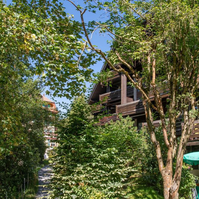 Chalet Im Gruebi - Deluxe Apartment mit Balkon und 2 Schlafzimmern - 15