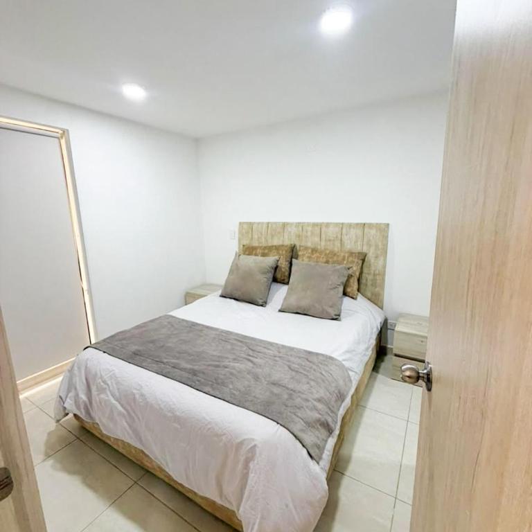 Ático - Armenia - Apartamento de 1 dormitorio - 39