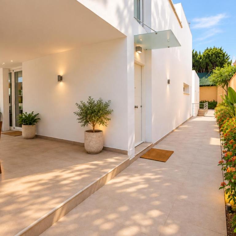Villa Playamar para 10 Piscina privada, BBQ, parking a 10 min playa - Villa - 21