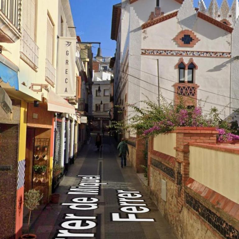 New, sunny& central apartment -130m from the beach - Appartement 1 Chambre - 12