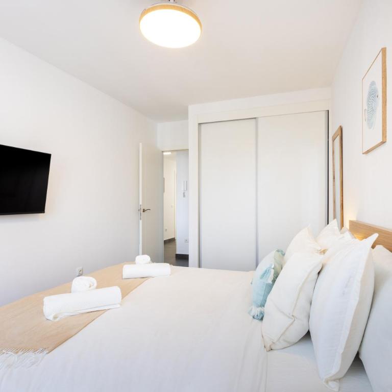 Buho Los Cristianos - Two-Bedroom Apartment with Balcony and Sea View - 14
