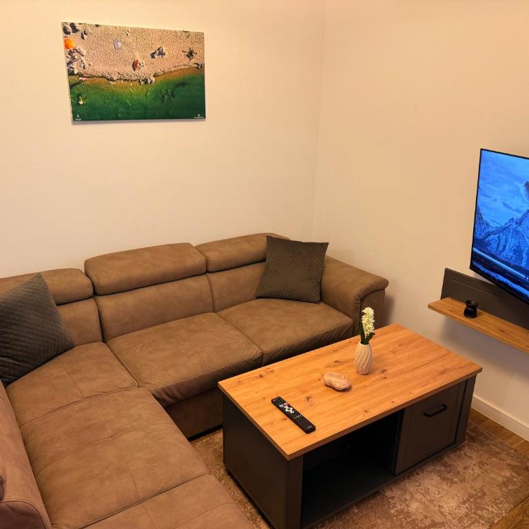 Morea Apartments - Apartman s 1 Spavaćom Sobom i Balkonom - 2
