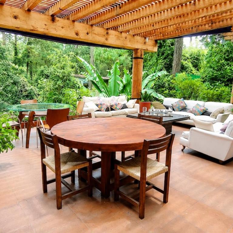 Forest Retreat Room w Hot Tub & Fireplace - Budget Double Room - 41