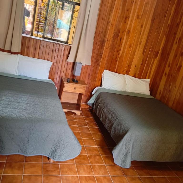 San Cristobal Bleisure Hotel Centro - Habitación Doble Estándar con 2 camas dobles - 9