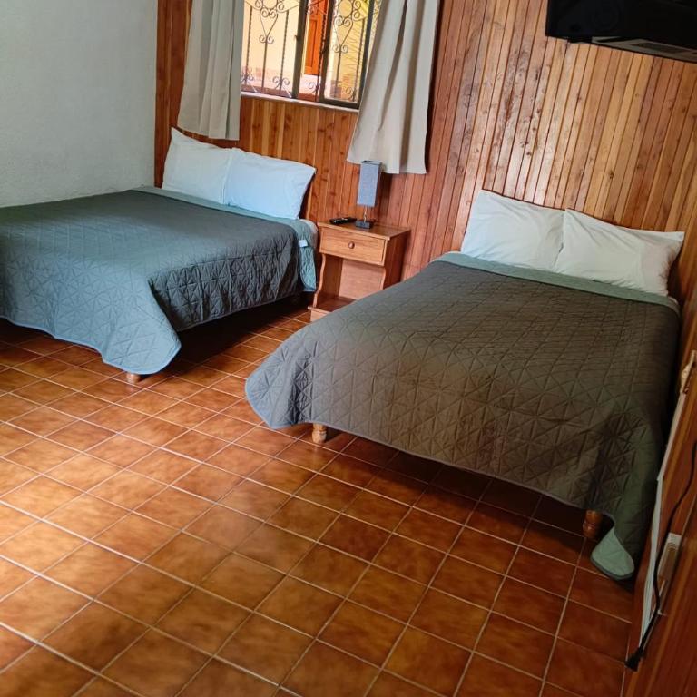 San Cristobal Bleisure Hotel Centro - Habitación Doble Estándar con 2 camas dobles - 11