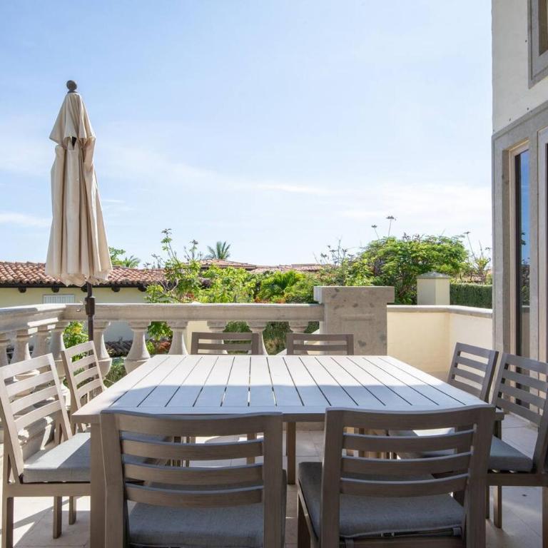 Luxury Villa Retreat, Pool and close to the beach - Ferienhaus - 56