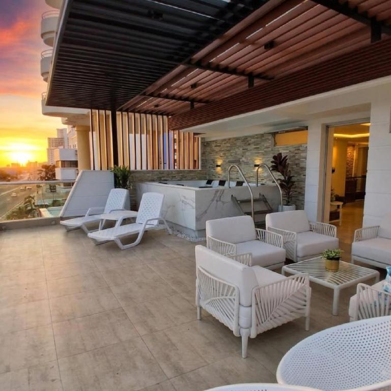 Apartamento Duplex con Excelente vista al Mar - Centro Historico - Casa de 3 dormitorios - 2