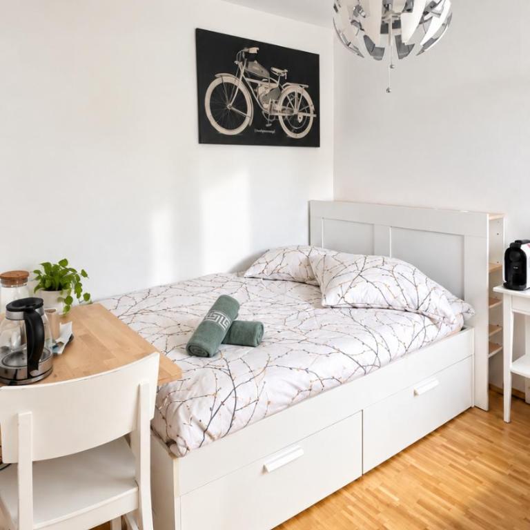 O&S Messe city - Dreibettzimmer mit Gartenblick - 10