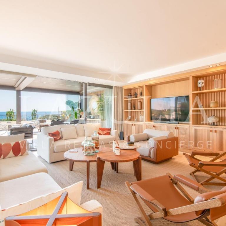 Penthouse Vue Mer, Jacuzzi, Proche Plage & Port - Appartement 3 Chambres - 17