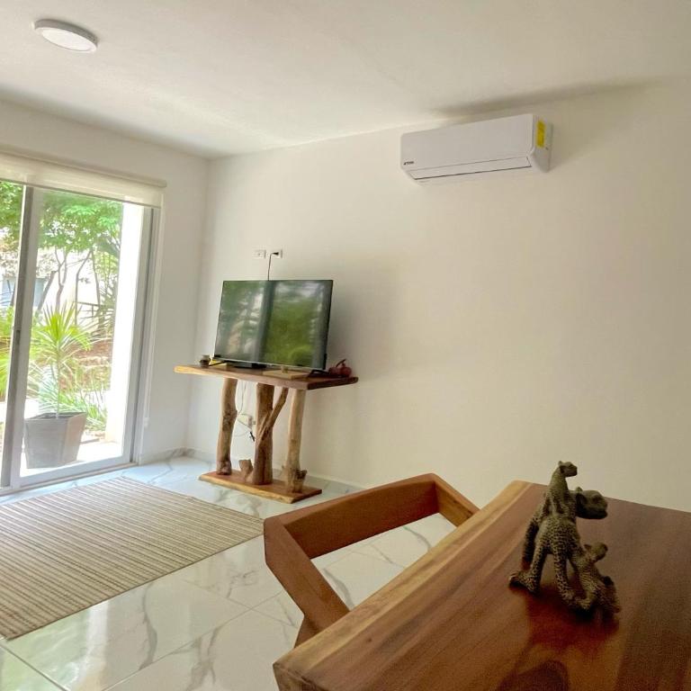 Bonito depto Playa del Carmen 2hab2bañ y varias amenidades - Appartement - Rez-de-Chaussée - 4