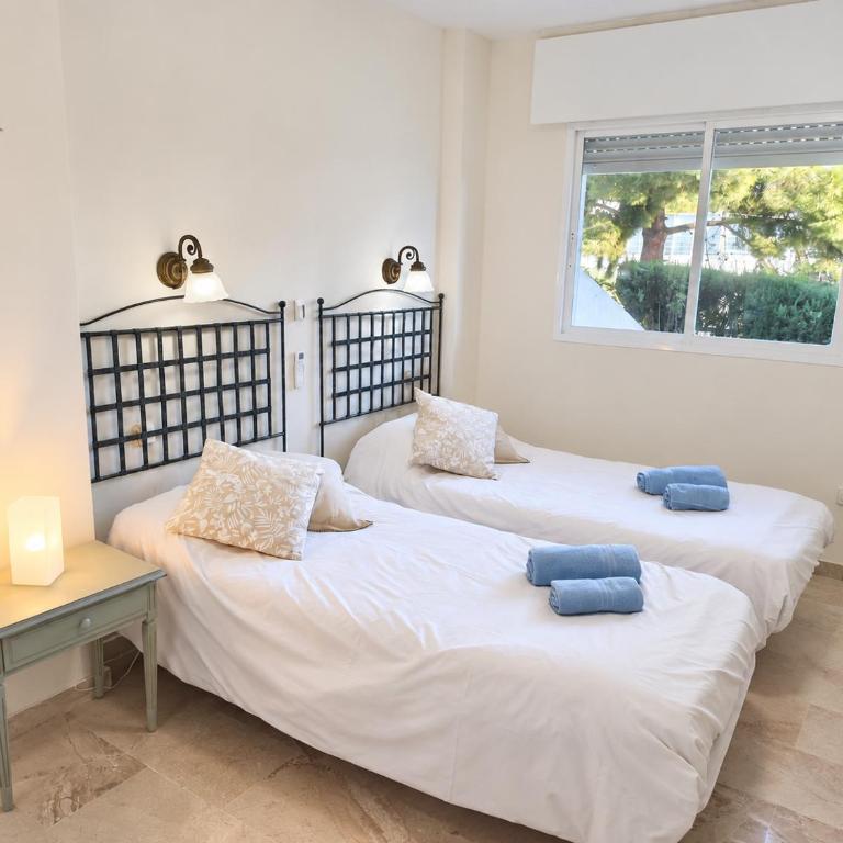 Two-Bedroom Apartment with Terrace in Nueva Andalucía - Apartamento de 2 dormitorios - 6