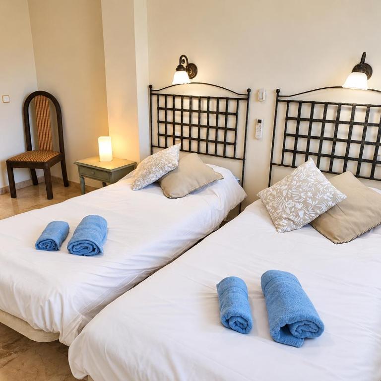 Two-Bedroom Apartment with Terrace in Nueva Andalucía - Apartamento de 2 dormitorios - 14