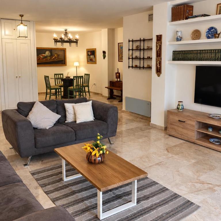 Two-Bedroom Apartment with Terrace in Nueva Andalucía - Apartamento de 2 dormitorios - 7