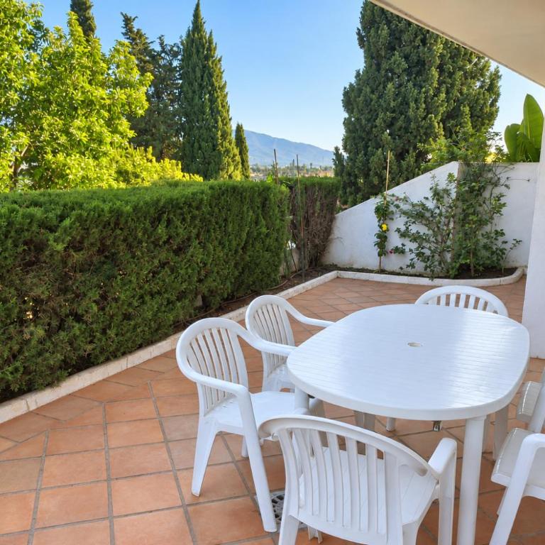 Two-Bedroom Apartment with Terrace in Nueva Andalucía - Apartamento de 2 dormitorios - 5