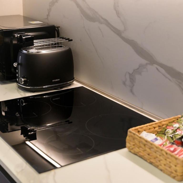 The Chic Loft in the Heart of the city - BeMyHost - Appartement 1 Chambre - 13