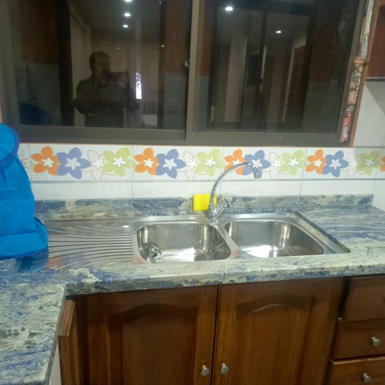 Centro y tranquilo - Two-Bedroom Apartment - 6