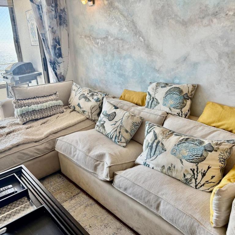 Spacious Apartment, Beautiful Decor and Ocean View - Apartment - 17