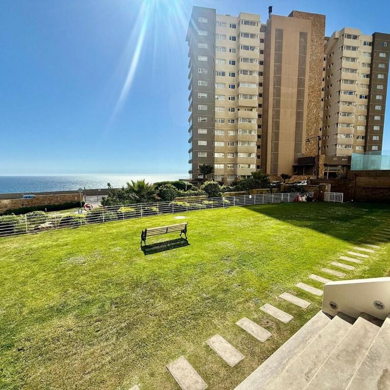 Spacious Apartment, Beautiful Decor and Ocean View - Apartment - 46
