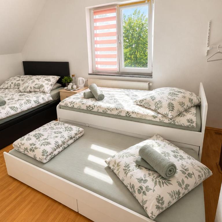 O&S Messe city - Comfort Dreibettzimmer - 9