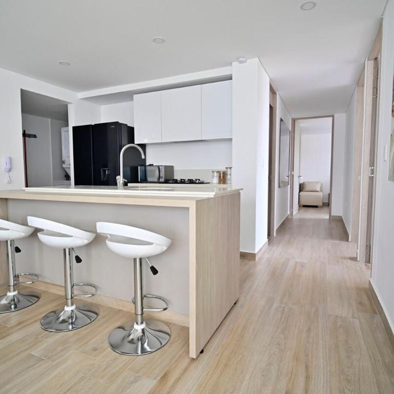 Apartamento de 3 habitaciones con vista al mar y Jacuzzi - Apartamento - 19