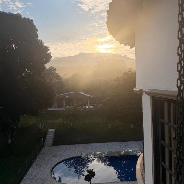 Finca las Palmas Combia - Seven-Bedroom House - 17